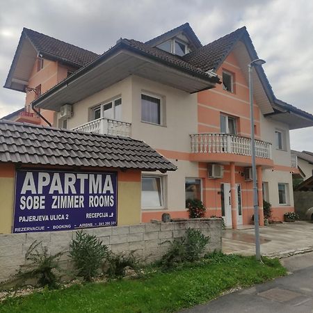 Apartments Zupan Šenčur Esterno foto