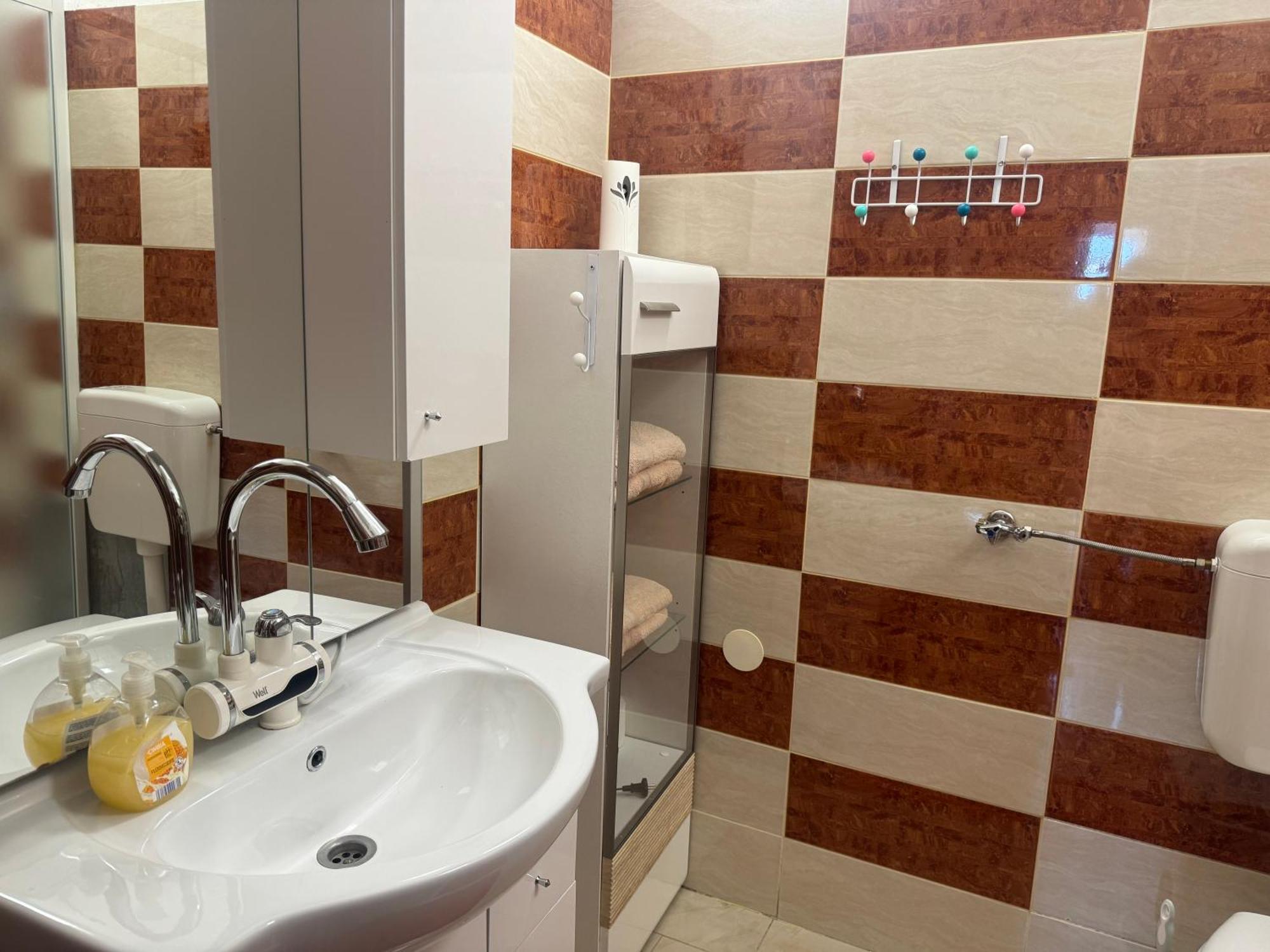 Apartments Zupan Šenčur Esterno foto