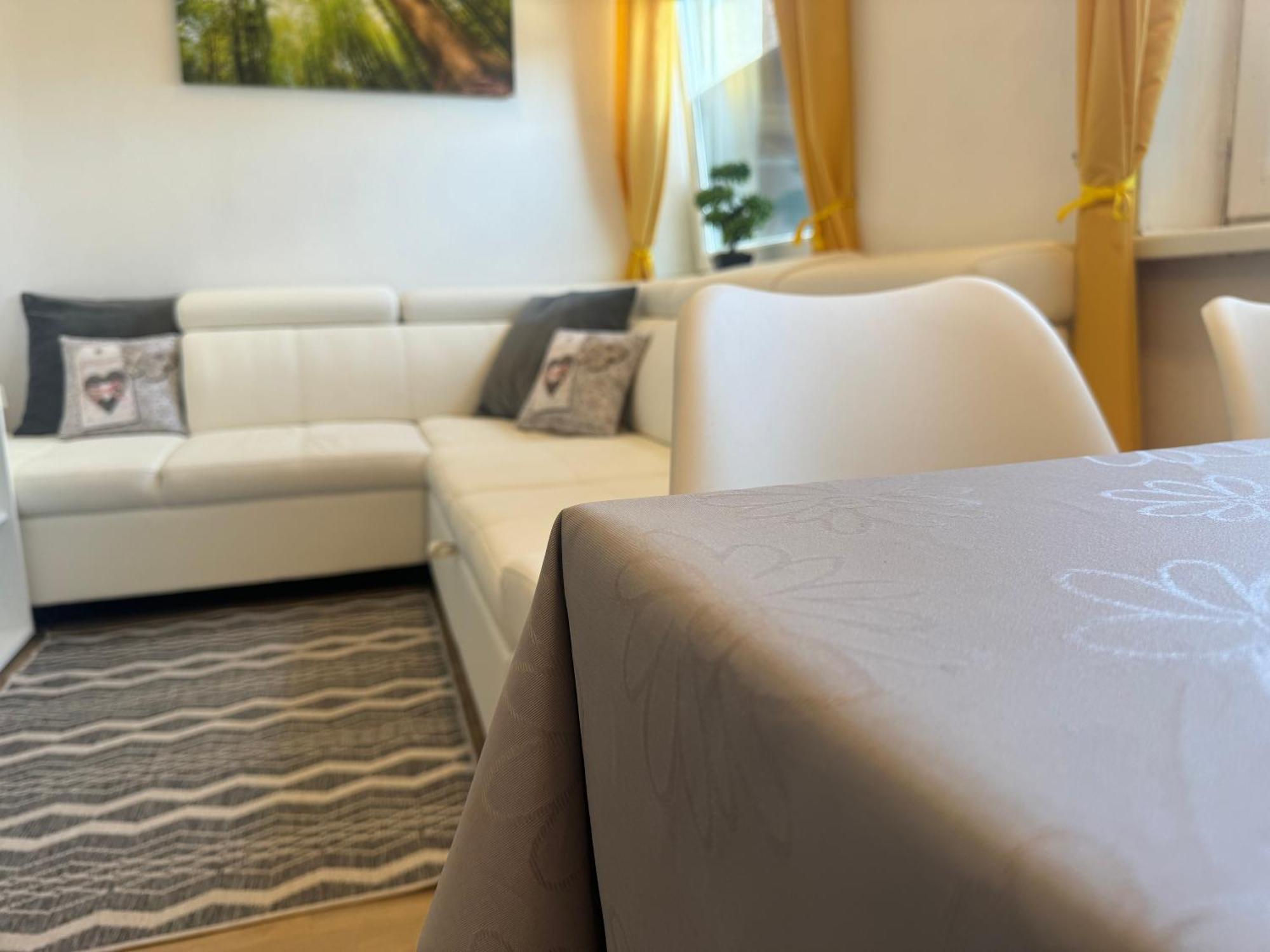 Apartments Zupan Šenčur Esterno foto